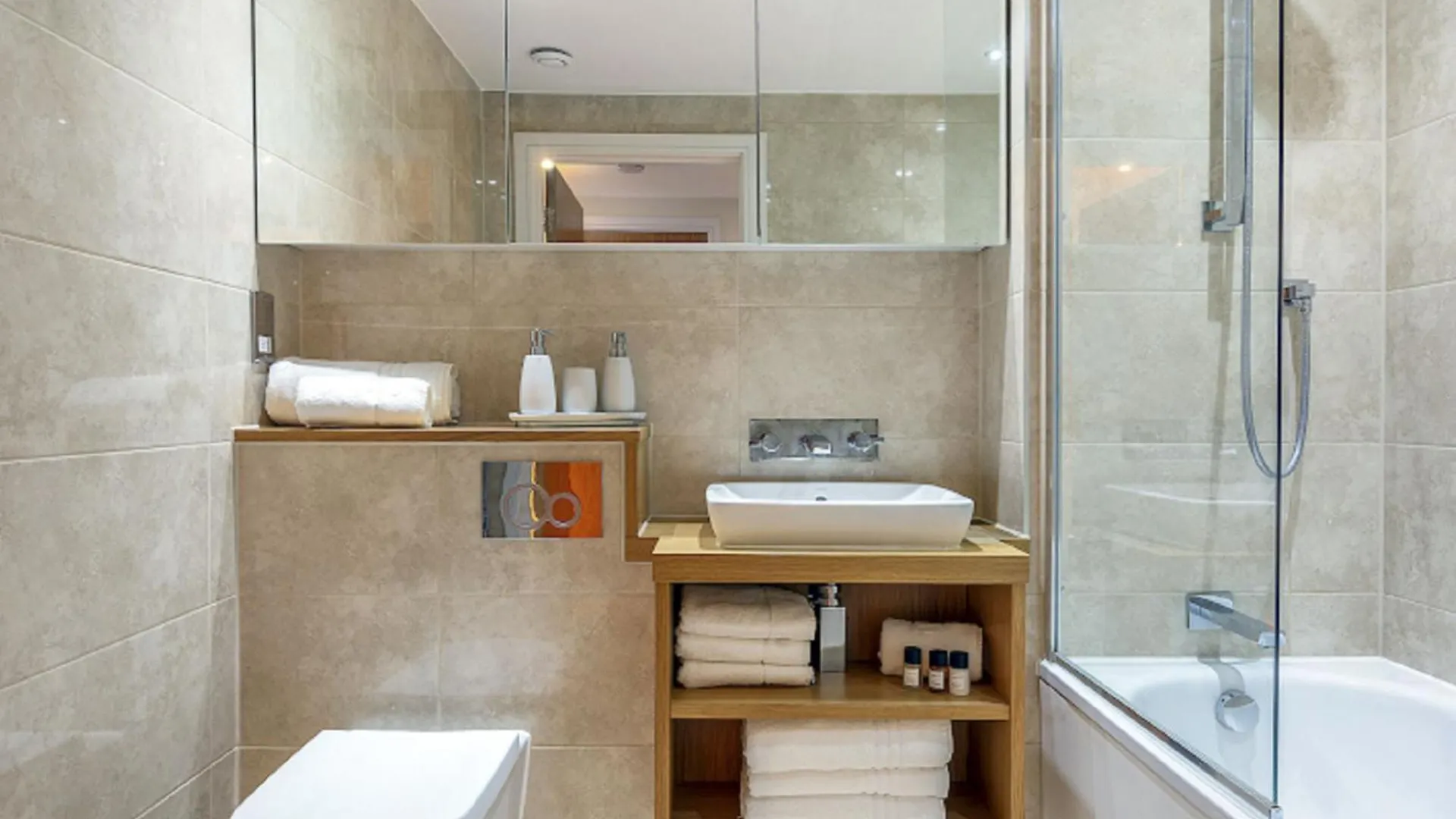 Apartment Indescon Square- Canary Wharf By Interhome London